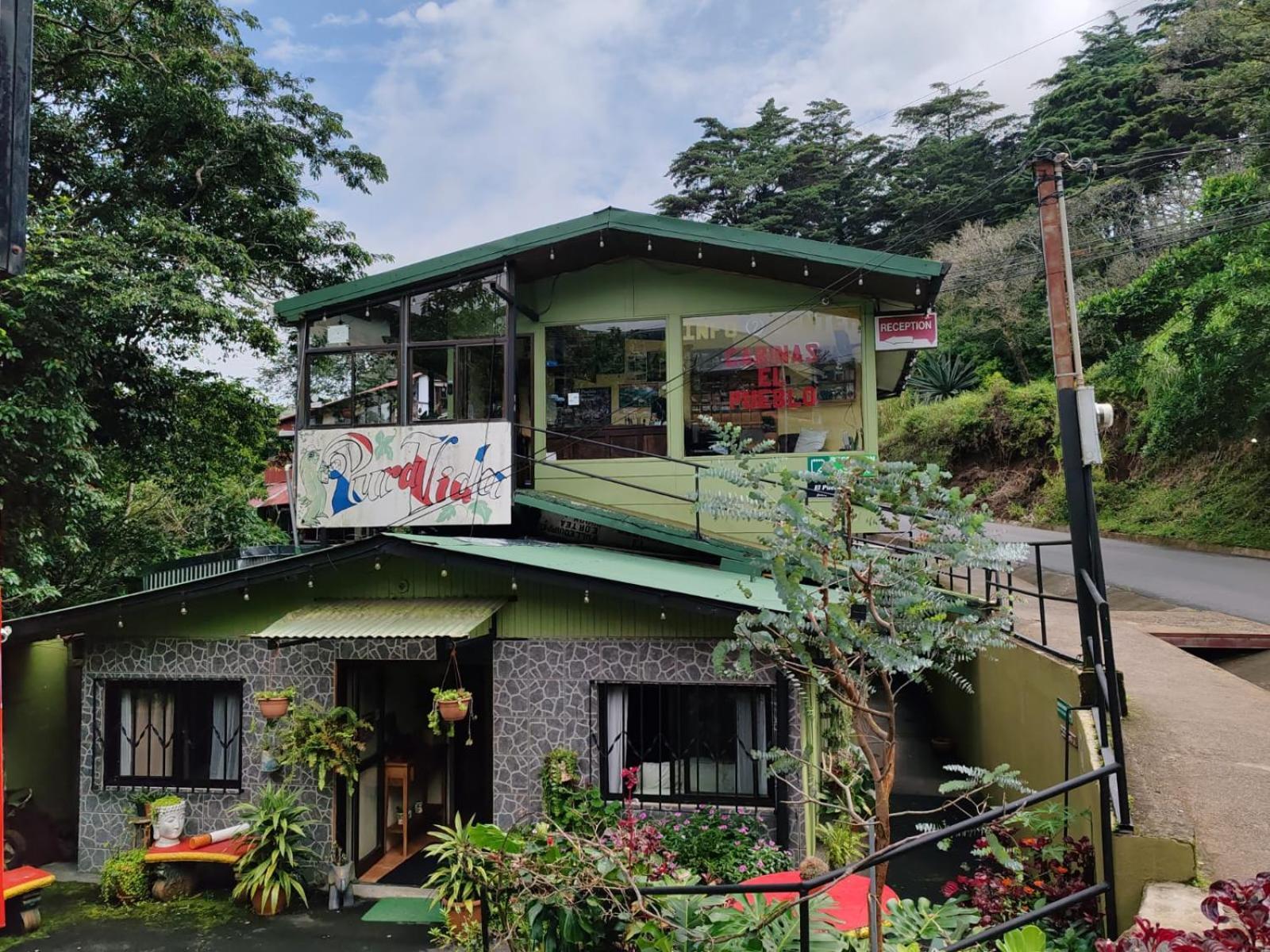 Cabinas El Pueblo B&B Monteverde Exterior photo